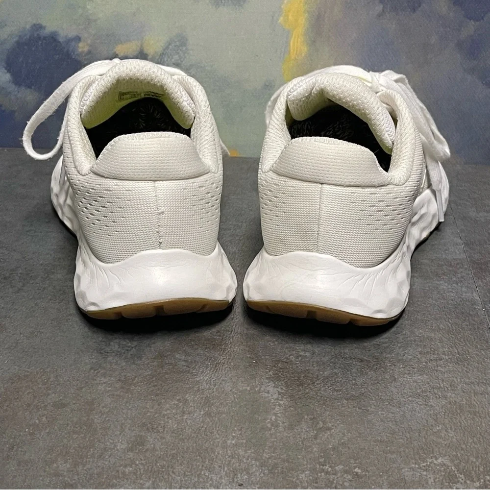 New Balance 520V8  Women's White Running Shoes Size 7.5B - Picture 6 of 16